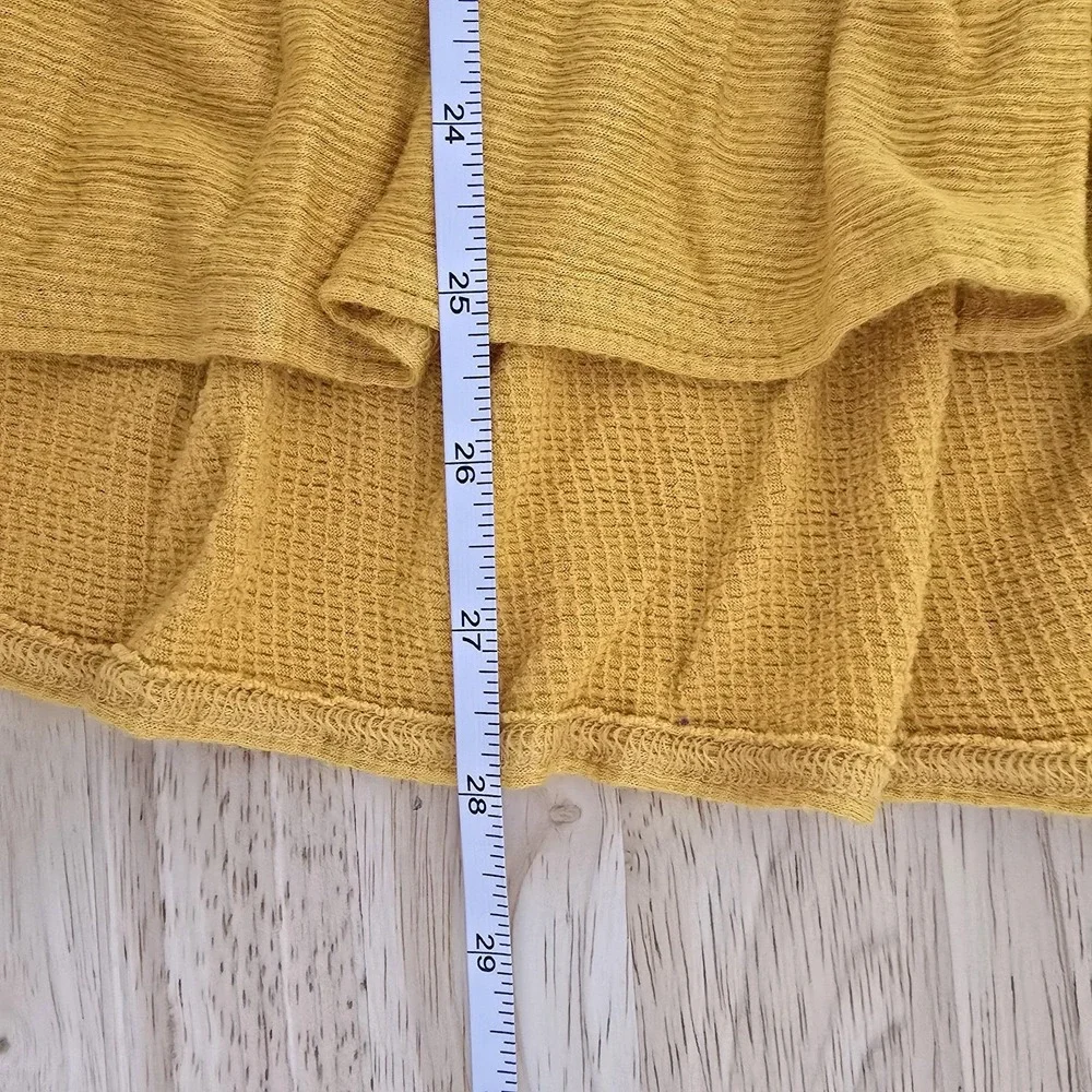 Free People Shirt Womens Medium Yellow Tunic Henley Ruffle‎ Hem Long Sleeve Boho